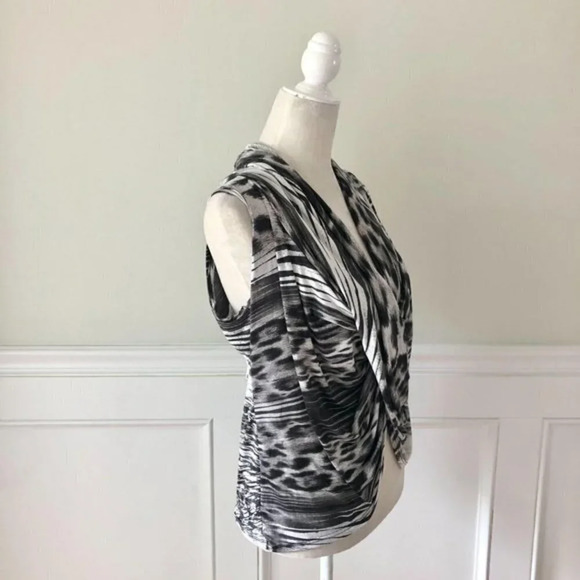 Arden B Animal Print Stretch Tank Top M Gray Black - Picture 4 of 5